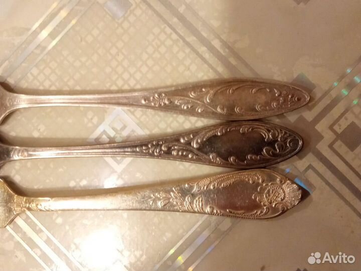 Мельхиоровые посеребрённые столовые приборы