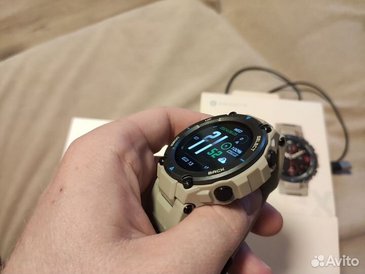 Смарт часы amazfit t-rex pro