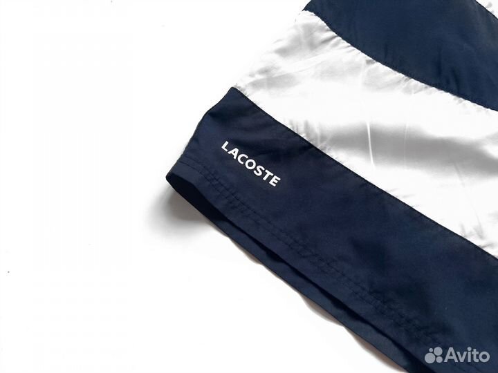 Шорты Lacoste
