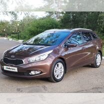 Kia Ceed 1.6 AT, 2014, 135 000 км, с пробегом, цена 1 350 000 руб.