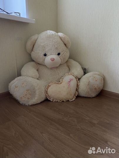 Плюшевый медведь