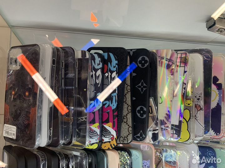 Чехлы на iPhone 12 Pro