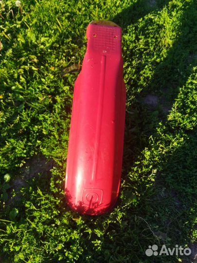 Крыло переднее чезет