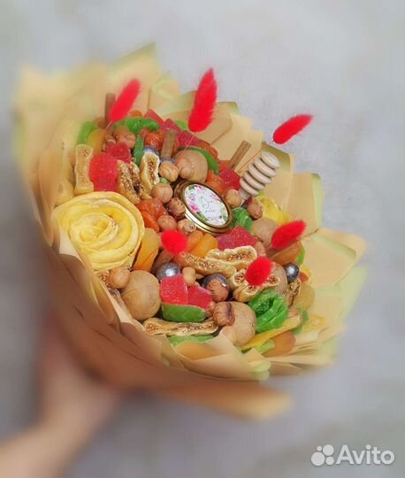 Букет из сухофруктов