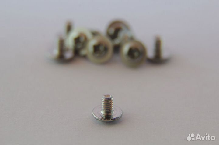 Крепления для M.2 SSD (болты и стойки)