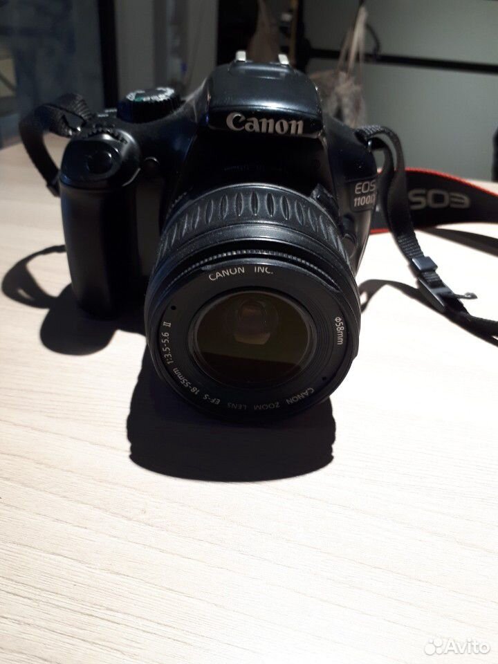 Зеркальный фотоаппарат canon eos 1100b