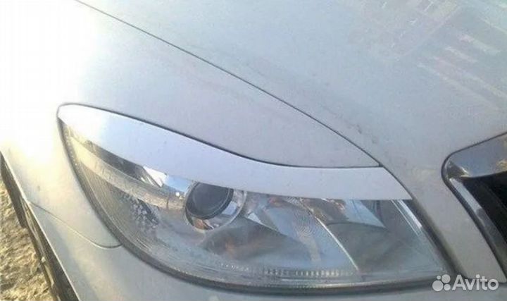 Реснички на фары Skoda Octavia 2009