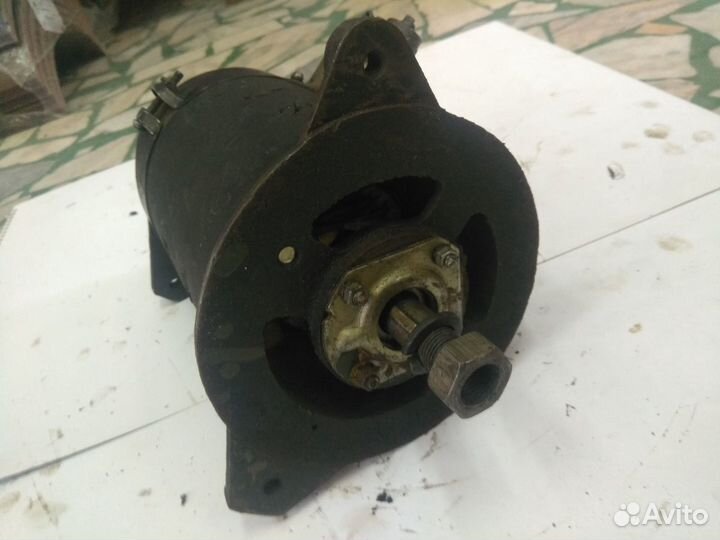 Генератор постоянного тока г-105 б 24 вольта 16 ам