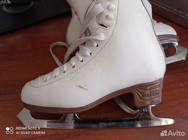 Коньки фигурные jackson