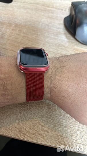 Apple Watch Series 8 45 мм product RED