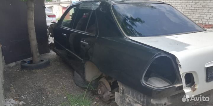 Разбор Mercedes-Benz w202 и w210