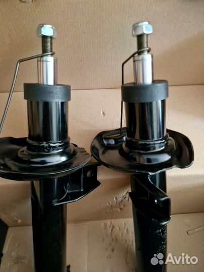 Амортизаторы передние