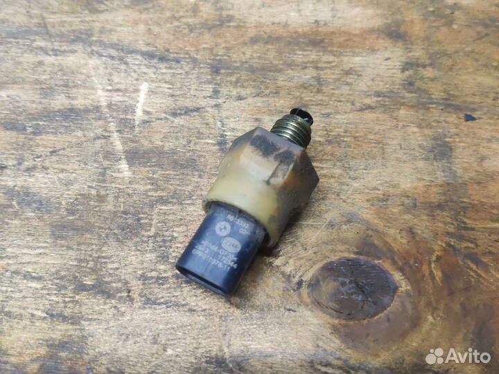 Датчик температуры давления масла BMW F10 N20