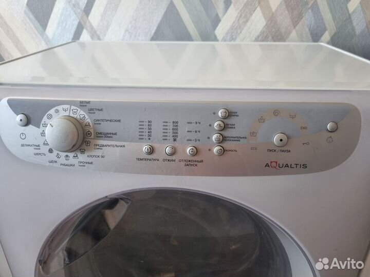 Стиральная машина Aqualtis Hotpoint Ariston на 6кг