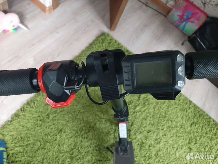 Электросамокат iconBIT Kick Scooter E70