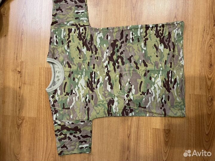 Камуфляжный костюм новый