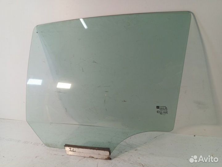 Стекло двери заднее левое Opel Astra H Z16XER 2012