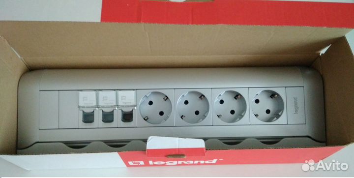 Legrand Настольный блок розеток (сетевой фильтр)
