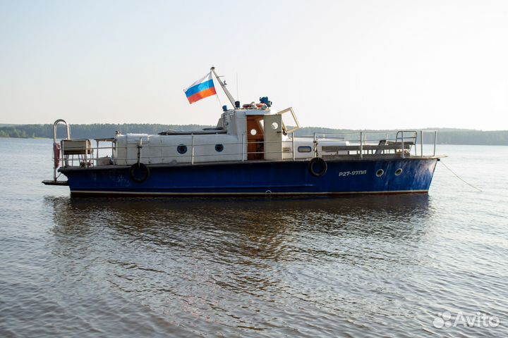 Катер адмиралтеец адмиралтейский
