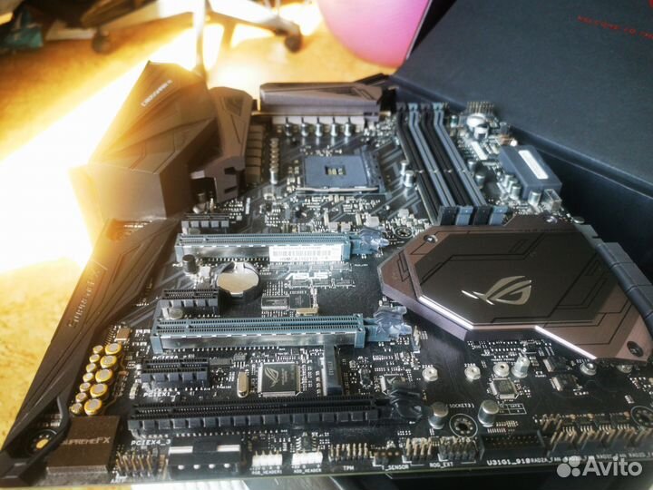 Материнская плата am4