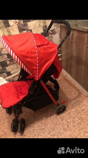 Прогулочная коляска