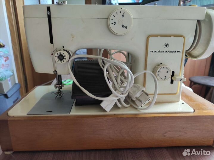 Швейная машина Чайка 132м