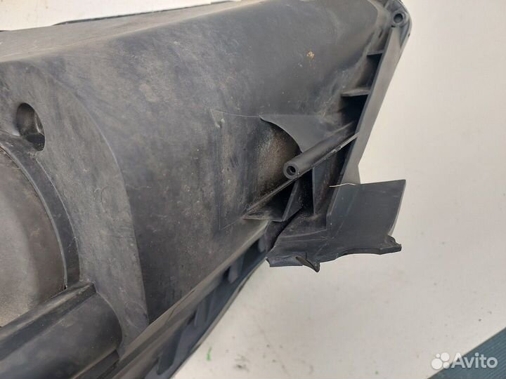 Фара (передняя) Opel Zafira B, 2010