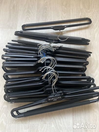 Вешалки плечики