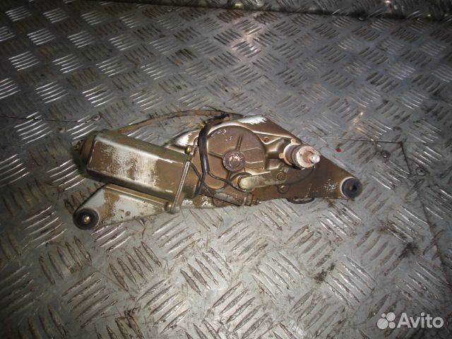 Мотор стеклоочистителя 626 GE (91-96) зад б/у