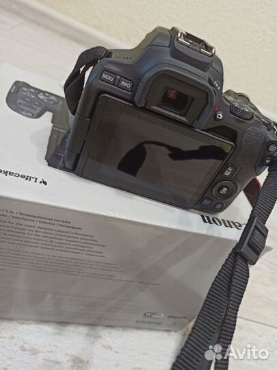 Фотоаппарат canon eos 250d