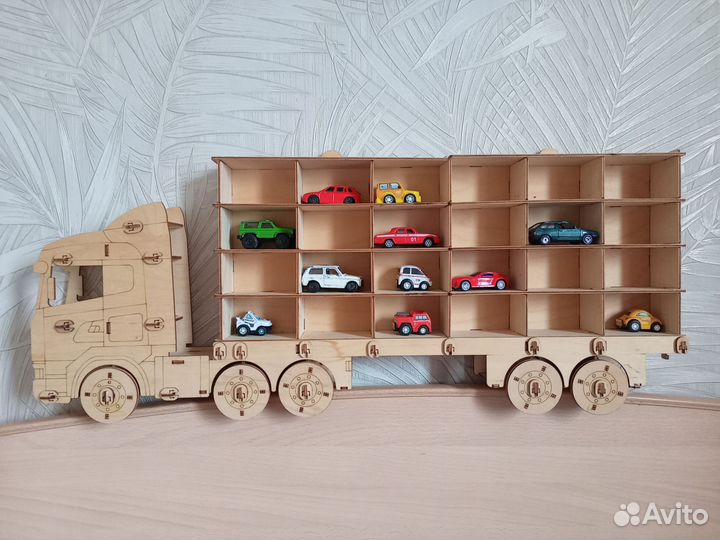 Новый деревянный конструктор Машиновоз