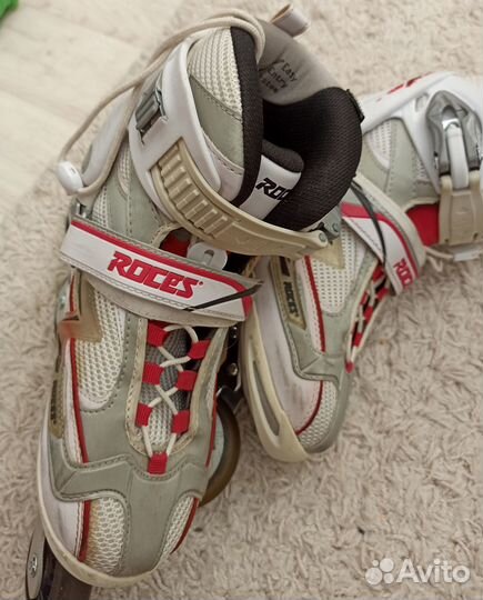 Продам роликовые коньки Roces