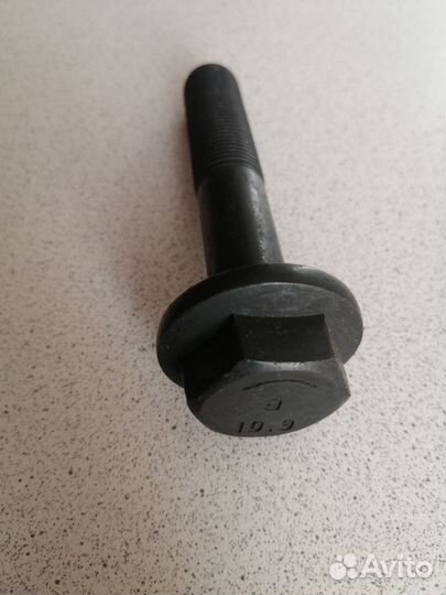 Болт шкива коленвала EXF 3.0diesel jeep VM-23D