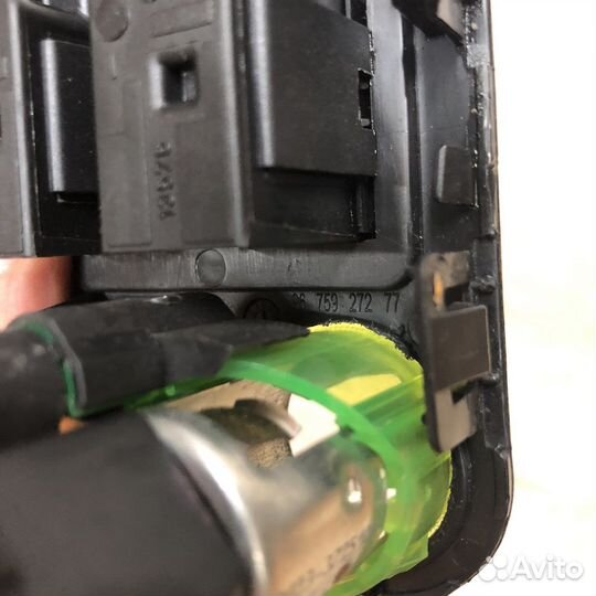 Кнопки подогрева сидений Peugeot 408