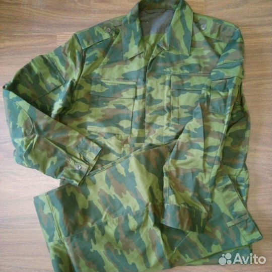 Камуфляжный костюм мужской