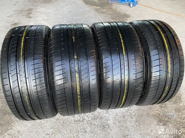 Michelin Pilot Sport 3 245/35 R20 и 275/30 R20