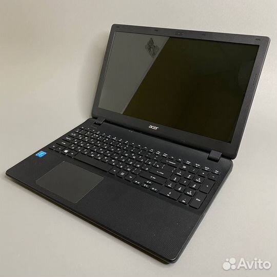 15.6'' Ноутбук Acer Aspire ES1-531-P10A