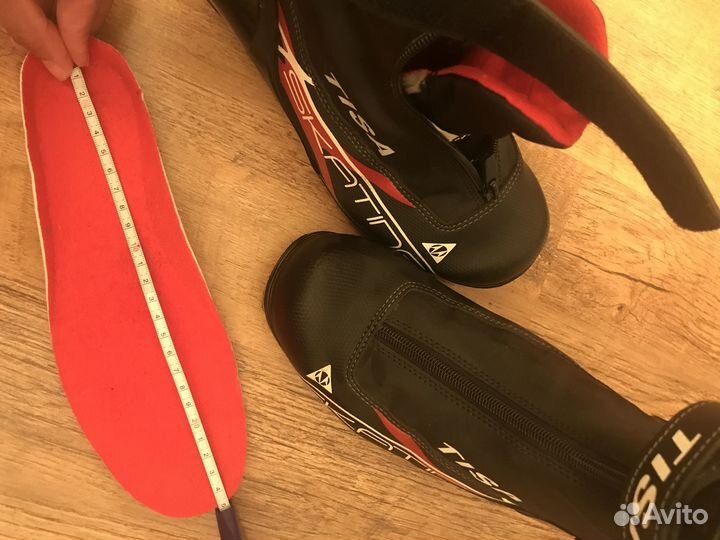 Лыжные ботинки Tisa Skating