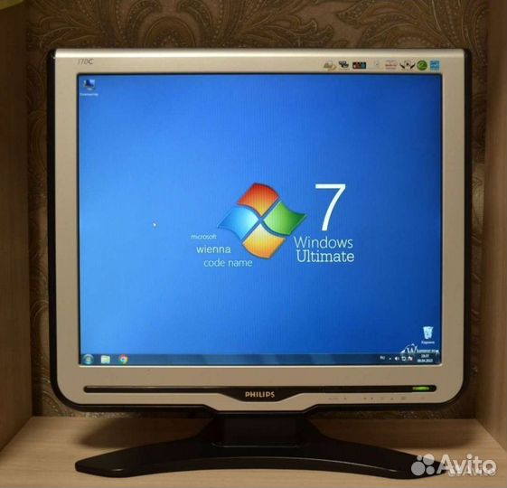 Монитор Philips 170С7