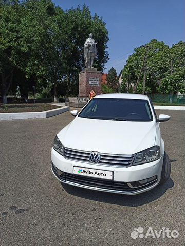 Volkswagen Passat 1.8 AMT, 2012, 285 000 км с пробегом, цена 890000 руб.