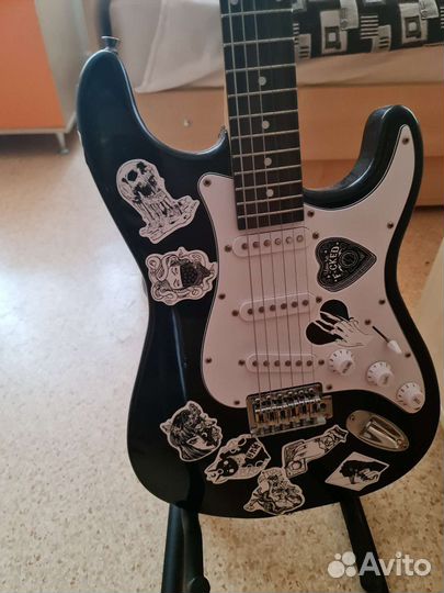 Электро гитара с комбиком