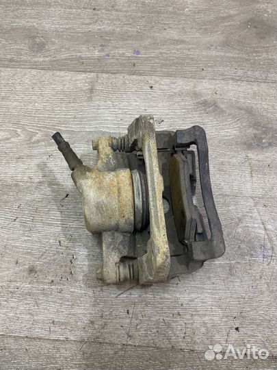 Суппорт тормозной передний правый Vortex Tingo