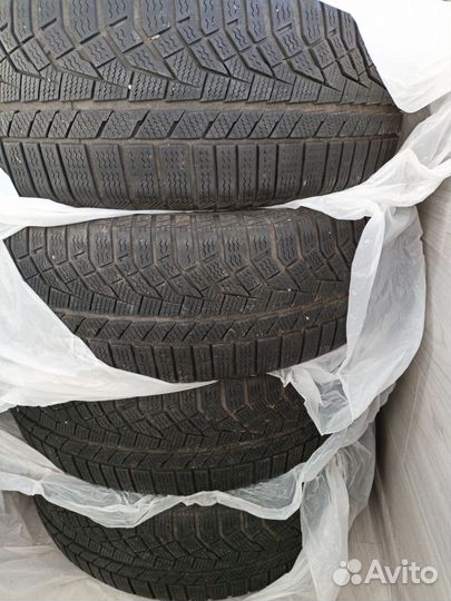 Sailun Ice Blazer Alpine EVO1 235/65 R17 108H