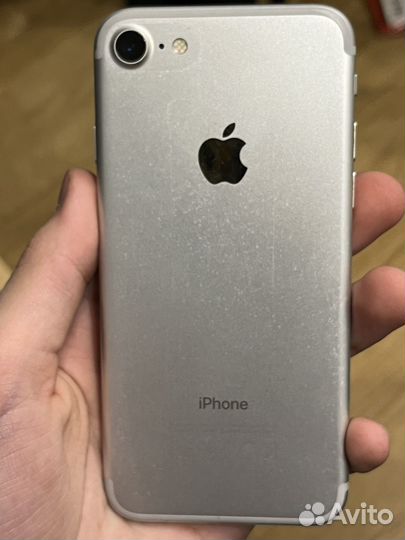 iPhone 7, 256 ГБ