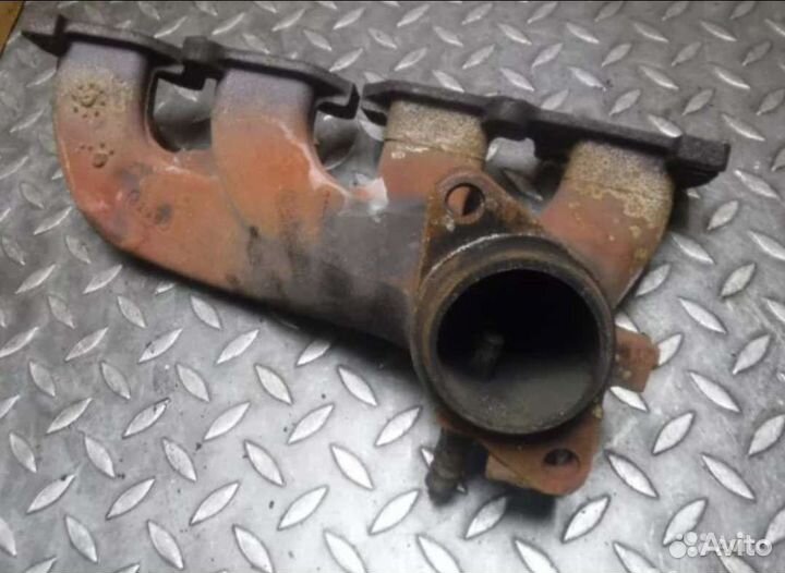 Коллектор выпускной Волга Газель Chrysler 2.4