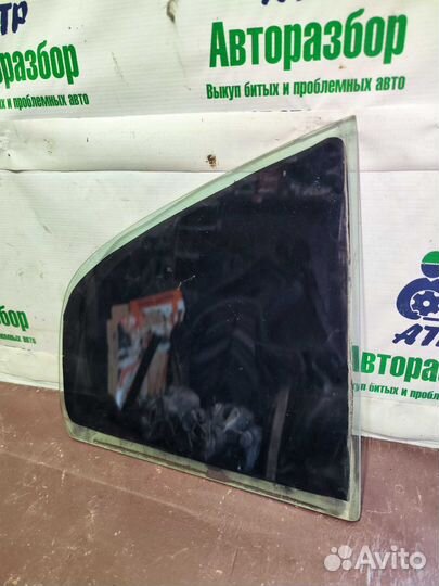 Форточка задняя левая Skoda Octavia tour a4