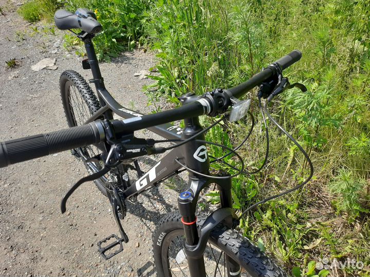 Велосипед новый 29 колеса, рама 21 дюйм на высоких