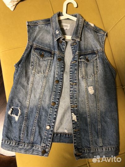 Джинсовая жилетка