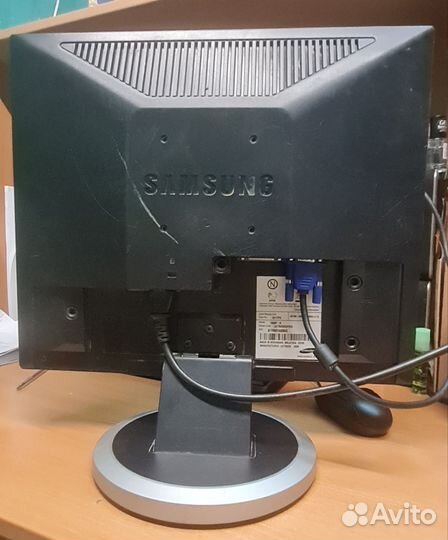 Монитор Samsung 730BF (GH17PS)