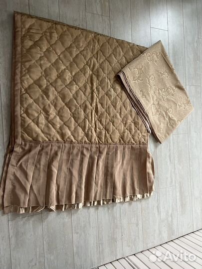 Плед и шторы